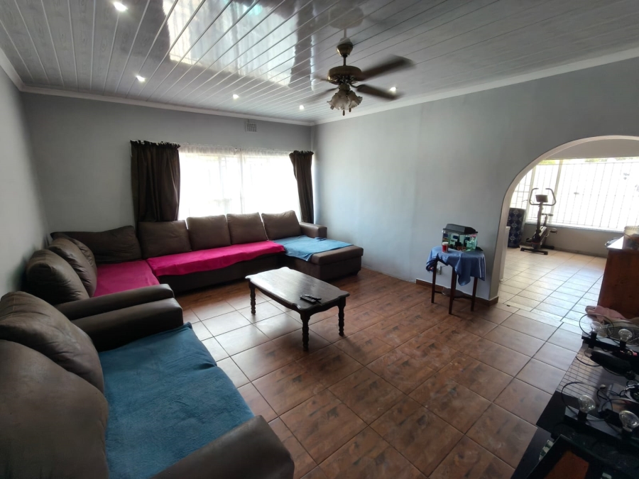 4 Bedroom Property for Sale in Protea Park North West